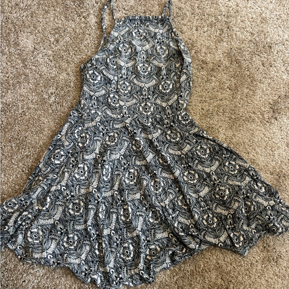 Abercrombie & Fitch Black and White Boho Sun Dress